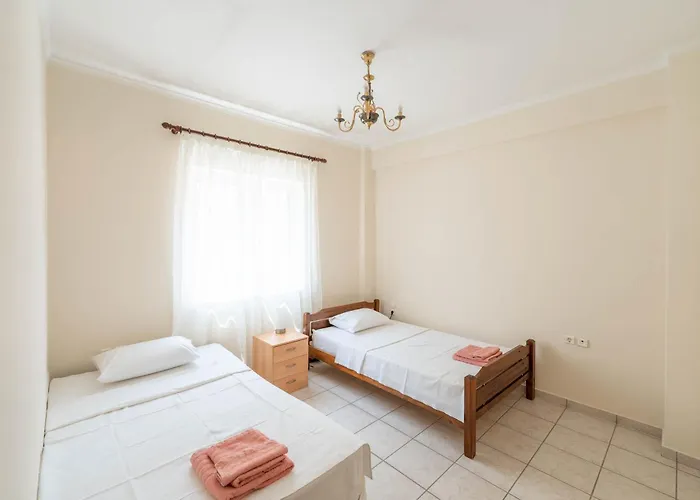 Vintage Family Comfort By Greece