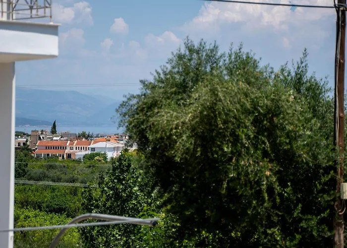 Vintage Family Comfort By Greece * エギオ