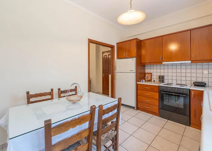 Vintage Family Comfort By Greece Égio