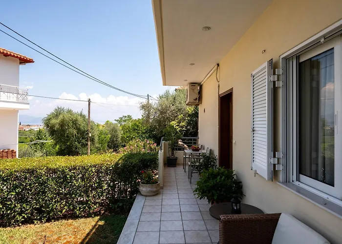 Vintage Family Comfort By Greece